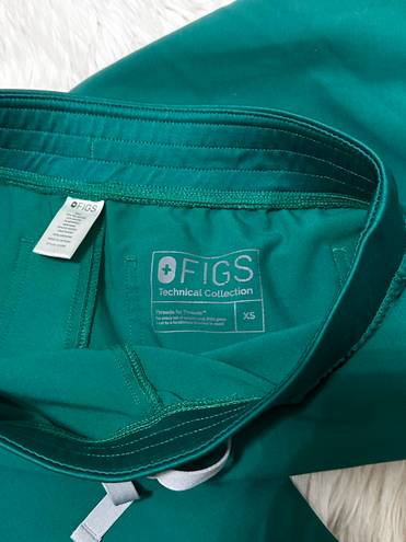 FIGS green Livingston scrub pants