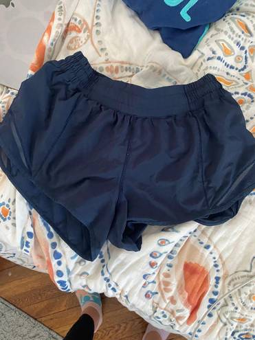 Lululemon Hotty Hot Shorts Size 4