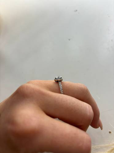 Pandora ring