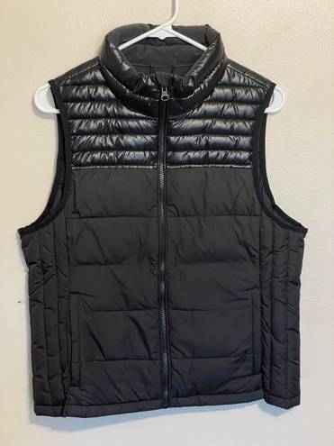 American Eagle Outfitters Puffer Vest