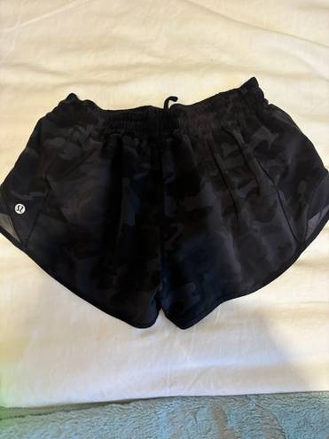 Lululemon Hotty Hot Short 2.5”