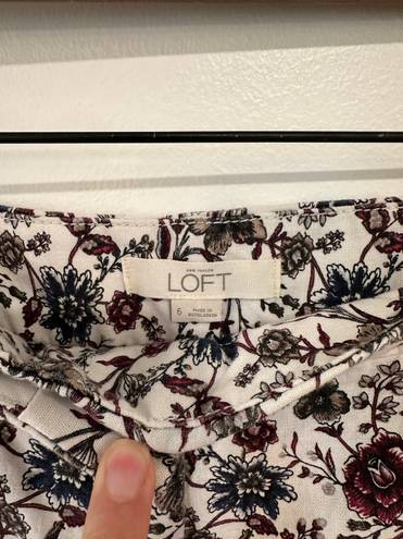 The Loft  Floral Linen/Cotton Blend Shorts 6in Inseam Size 6