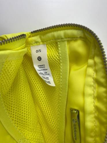 Lululemon Everywhere Belt Bag