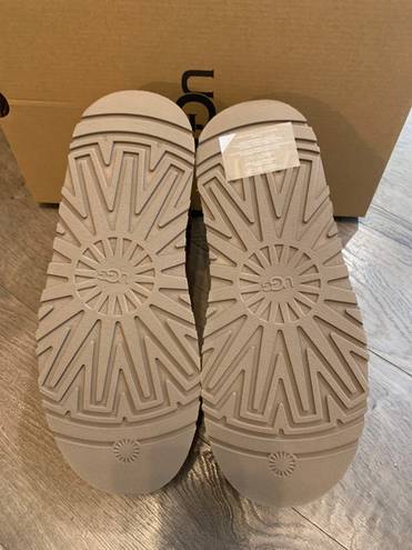 UGG Tasman Slippers