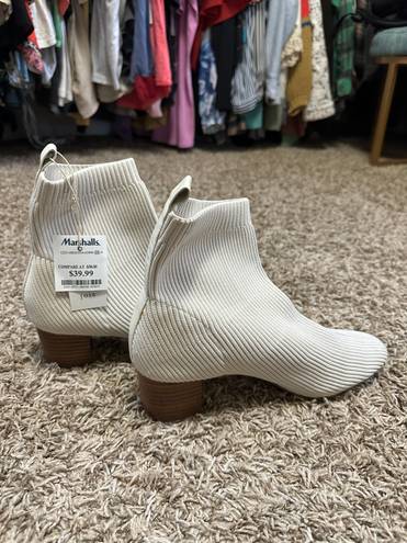 Joie Cream Boots