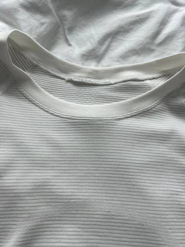 Lululemon Swiftly Tech Long Sleeve 2.0