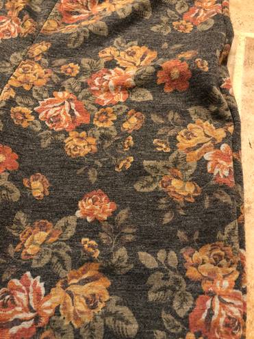 Poof brand leggings. Juniors Sz large. Perfect fall colors