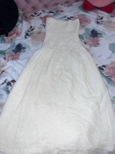 ZARA White Scrunchy Maxi Dress