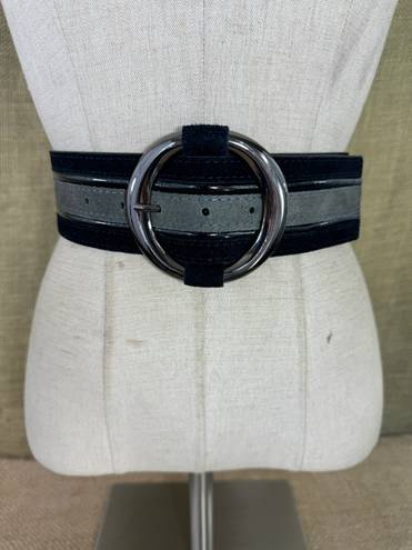 White House | Black Market WHBM Wide Black And Gray Leather Suede Belt S 27-31 Inches 