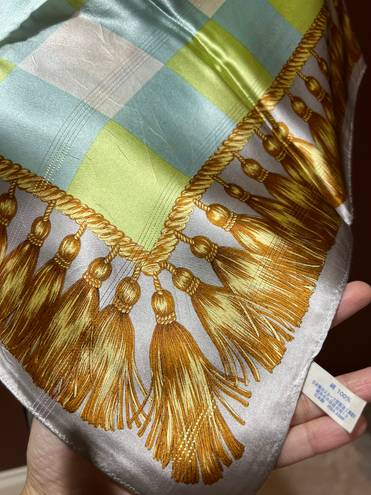 Beautiful Vintage Silk Scarf. Green