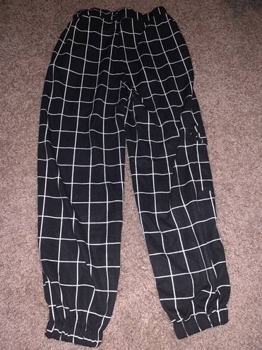 Zaful Black And White Checkered Pants