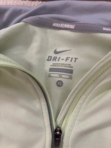 Nike Dri-Fit Half-Zip