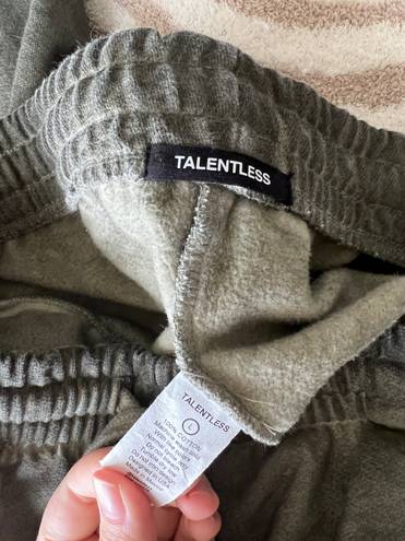 Talentless Women’s Heavyweight Sweatpants