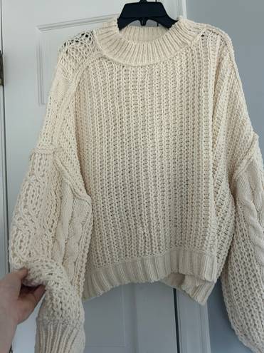 Boutique Sweater Size L