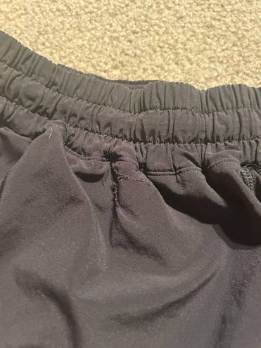 Lululemon Hottie Hot Shorts 2.5”