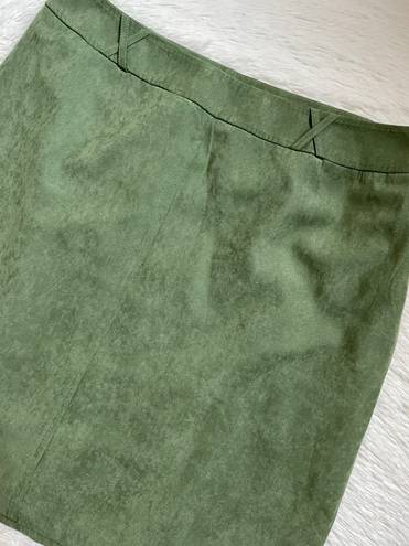 Dress Barn Vintage 90s  suede green Fall skirt