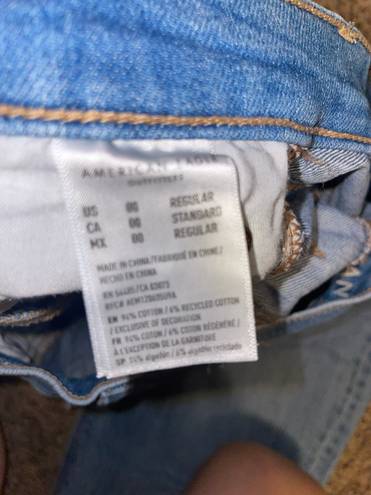 American Eagle Medium Wash Mom jeans