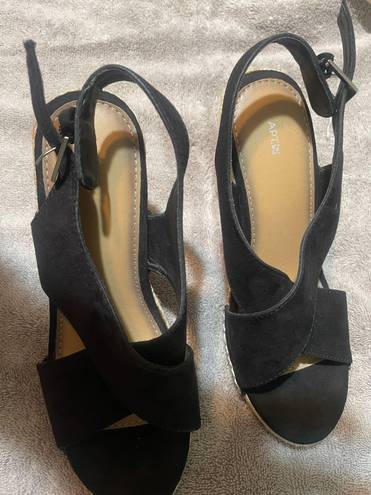 Apt. 9 Black Wedges