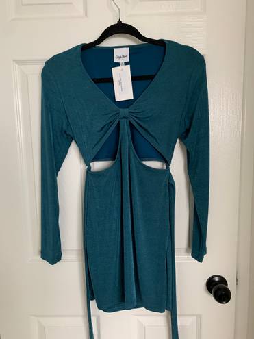 Sky to Moon Long Sleeve Cut-Out Dress 