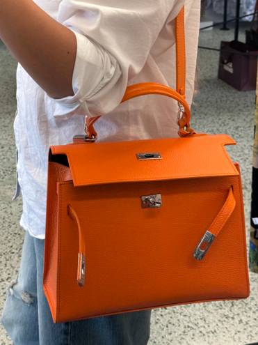 Vera Pelle Large Orange Genuine Leather Handle Bag with a Strap