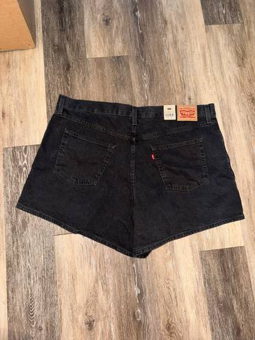 Levi’s NWT  High Waisted Mom Shorts