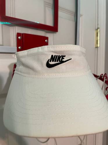 Nike Sports Visor