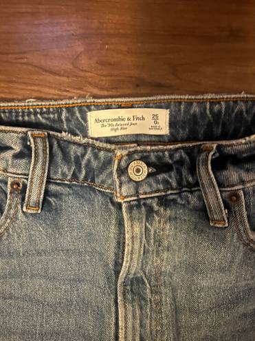 Abercrombie & Fitch Curve Love 90s Relaxed Jeans