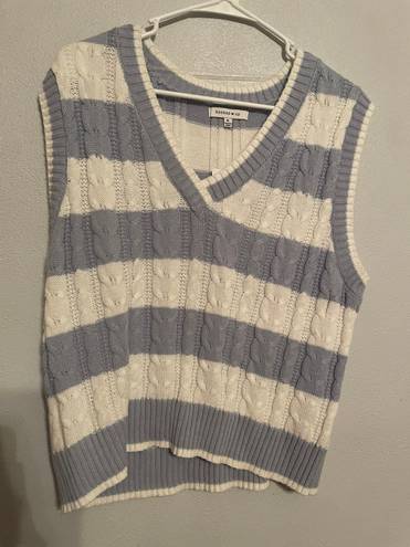 Brandy Melville sweater vest