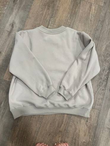 White Fox Boutique never worn white fox crewneck