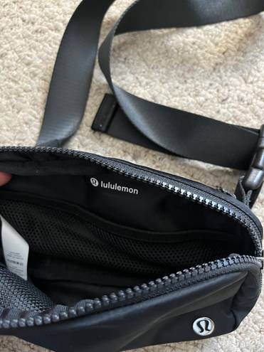 Lululemon Mini Belt Bag