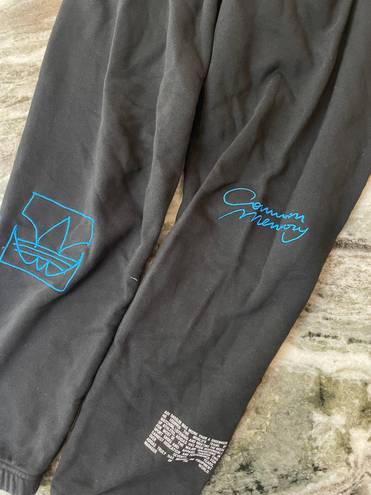 Adidas Sweatpants/Joggers