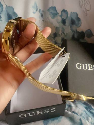 GUESS gold tone analog watch MESH BAND ADJUSTABLE BRACELET 