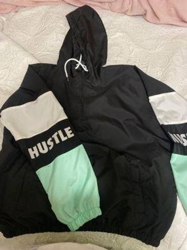 Justify Windbreaker 