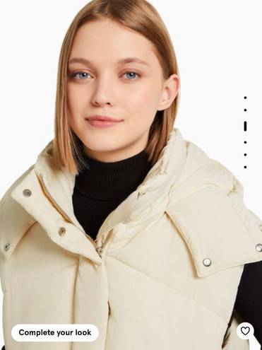 Bershka Oversize nylon puffer vest with hood