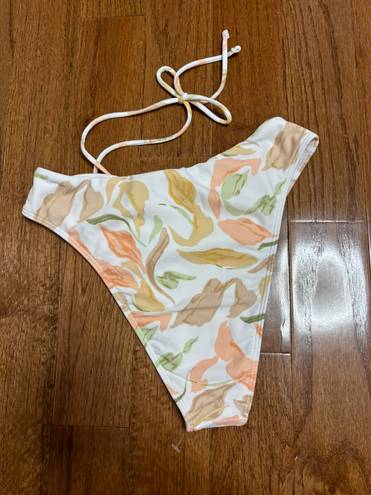 Abercrombie & Fitch NWOT  high leg high waist strappy printed bikini bottoms 