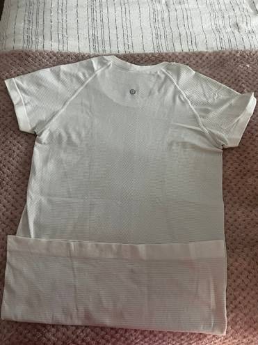 Lululemon White Swiftly Tech Short Sleeve