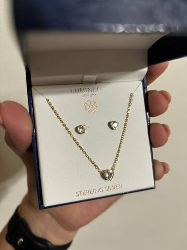 Kendra Scott Gold Necklace With Matching Earrings 