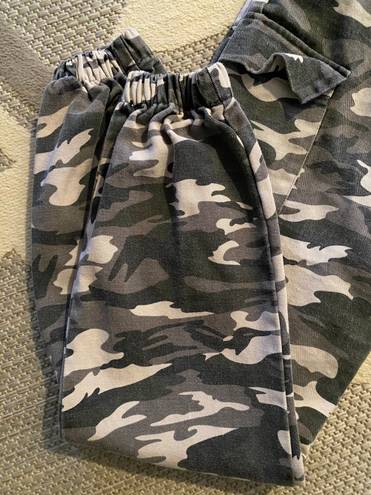 Pretty Little Thing Camo Pants