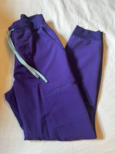 Fabletics Jogger Scrub Set