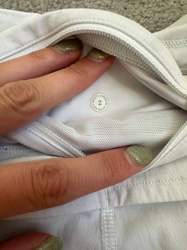 Lululemon White Speed Up Shorts 2.5