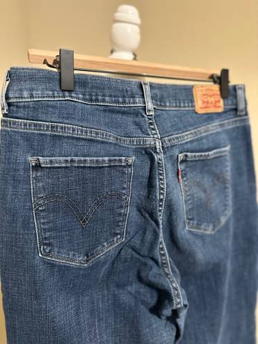 Levi Strauss & CO. Levi Classic Straight Jeans Size: 12