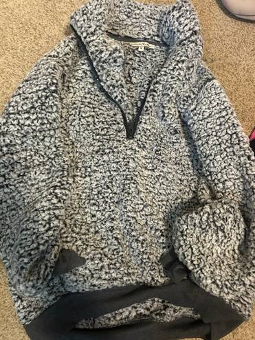 EXPRESS Fluffy Pullover Sweater