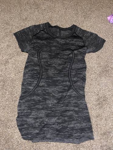 Lululemon Swiftly Tech Short Sleeve