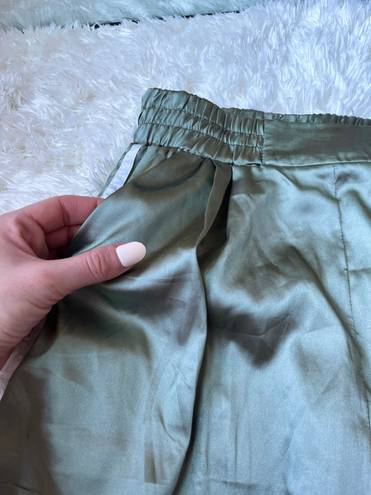 Pretty Little Thing Sage Green Shannon Satin Cropped Joggers