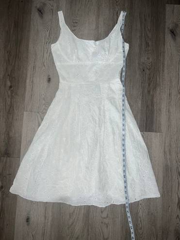 Vintage Charm Gorgeous Vintage Y2K Doen Style White Eyelet Midi Dress