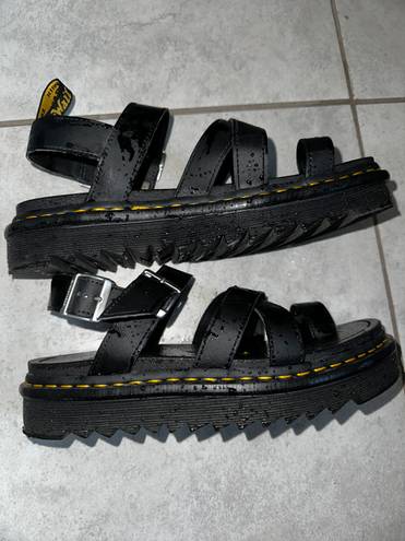 Dr. Martens AVRY HYDRO LEATHER STRAP SANDALS