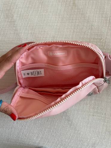 Lululemon Crossbody Fanny Pack