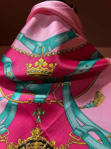 Beautiful Vintage Silk Scarf.