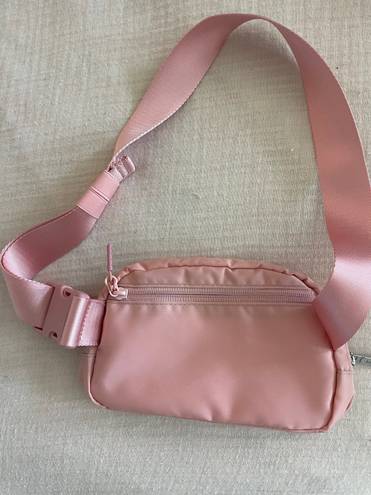 Lululemon Crossbody Fanny Pack