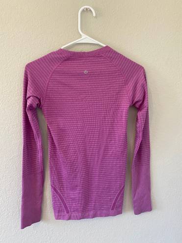 Lululemon Swiftly Tech Long Sleeve Top